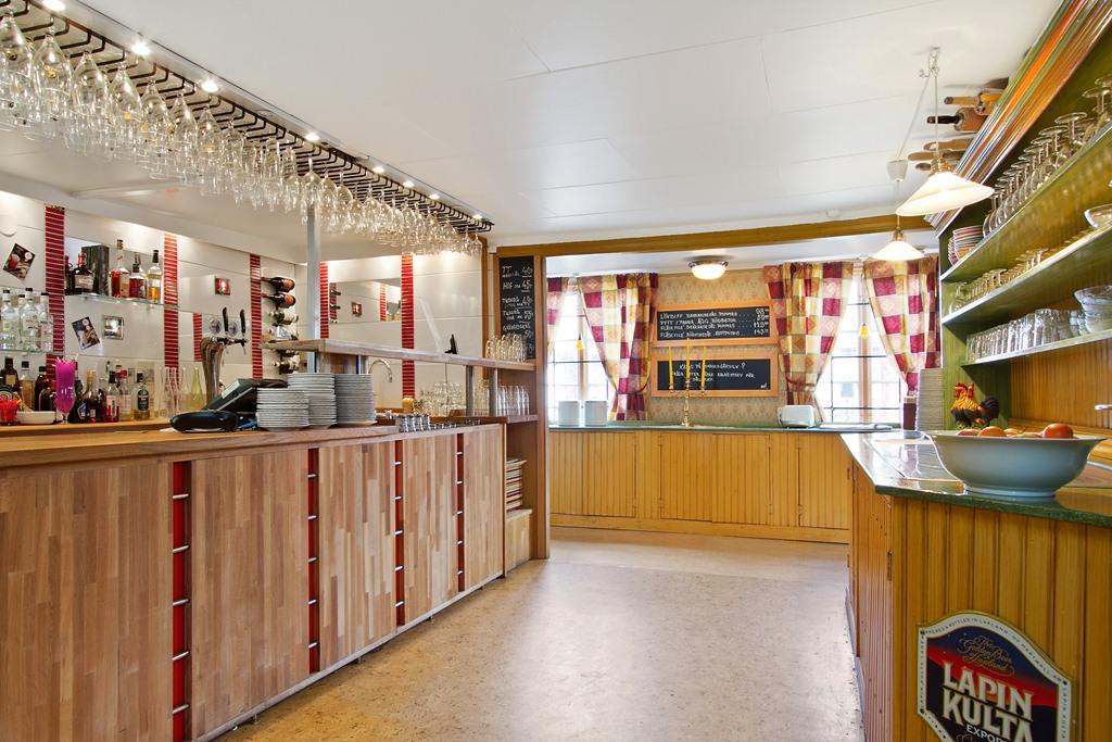 Hotell Mikaelsgarden Vargarda Bagian luar foto